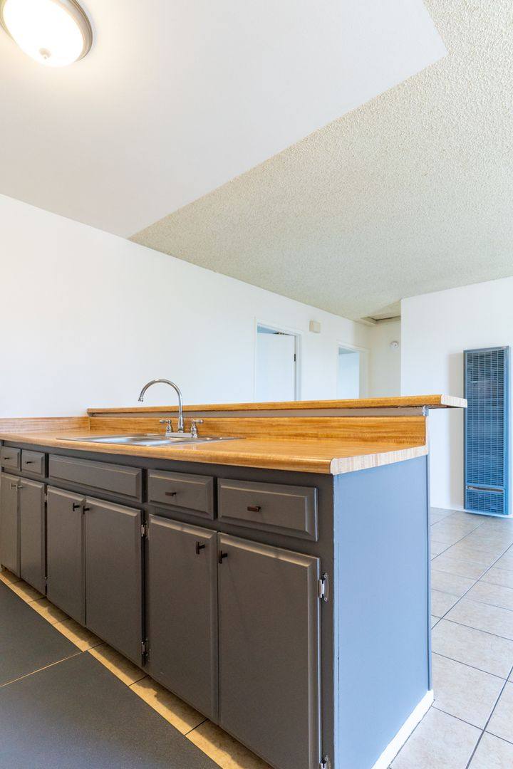 Apartment for rent at 450 N Coronado Terrace, Los Angeles, CA 90026