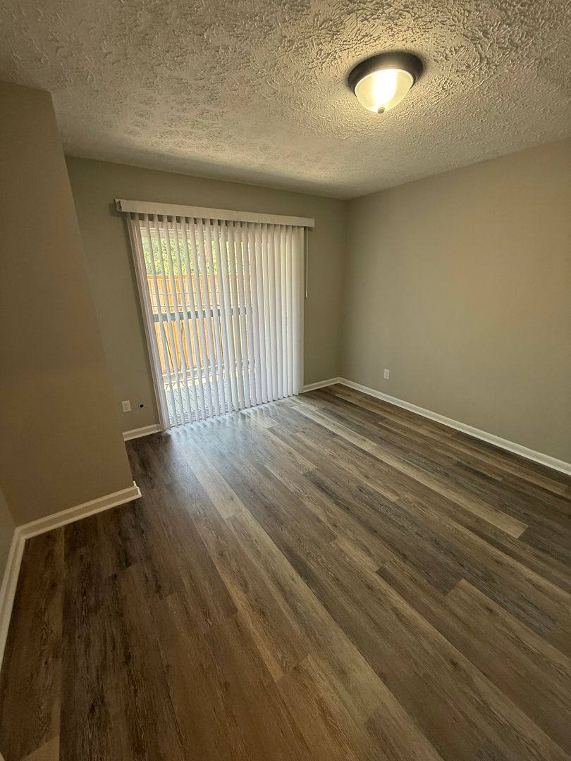 Apartment for rent at 209 Lakeshore Dr, Lexington, KY 40502