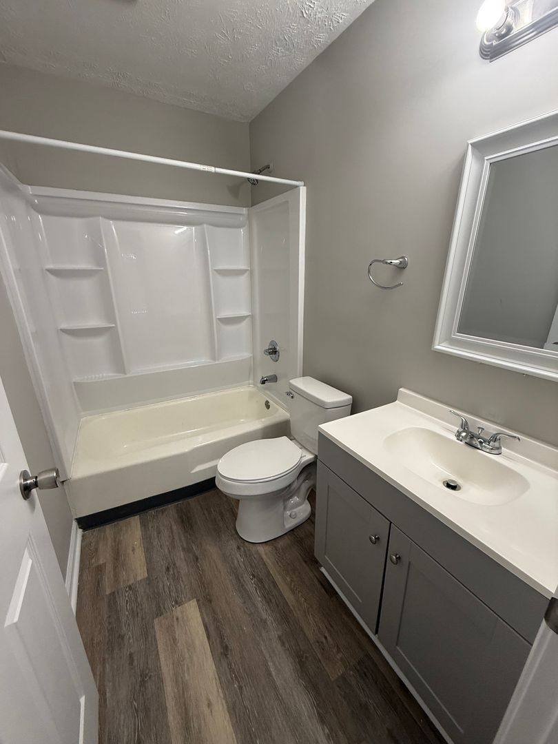 Apartment for rent at 209 Lakeshore Dr, Lexington, KY 40502