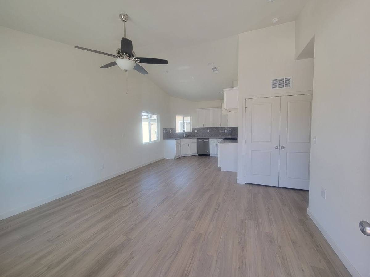 Apartment for rent at 8500 Grandy St, Bakersfield, CA 93314
