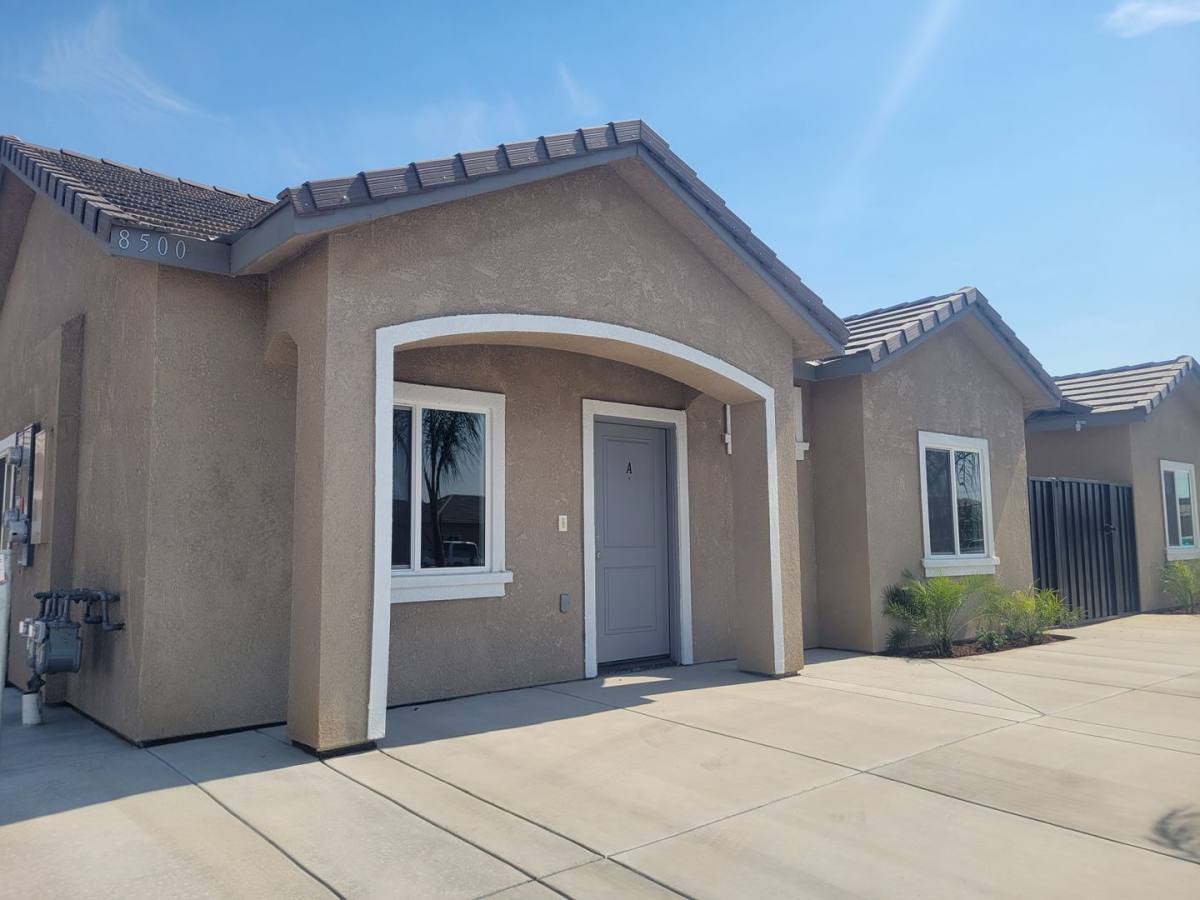 Apartment for rent at 8500 Grandy St, Bakersfield, CA 93314