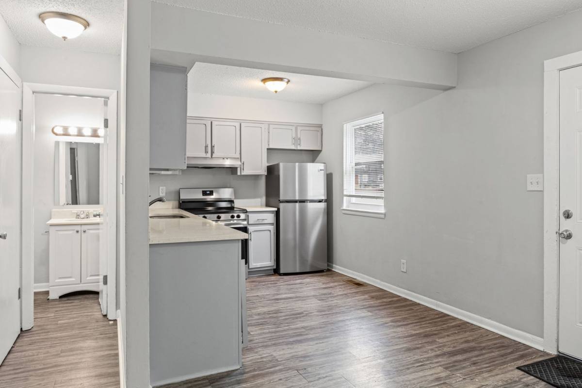 Townhouse for rent at 2444 N 38th St, Kansas City, KS 66104