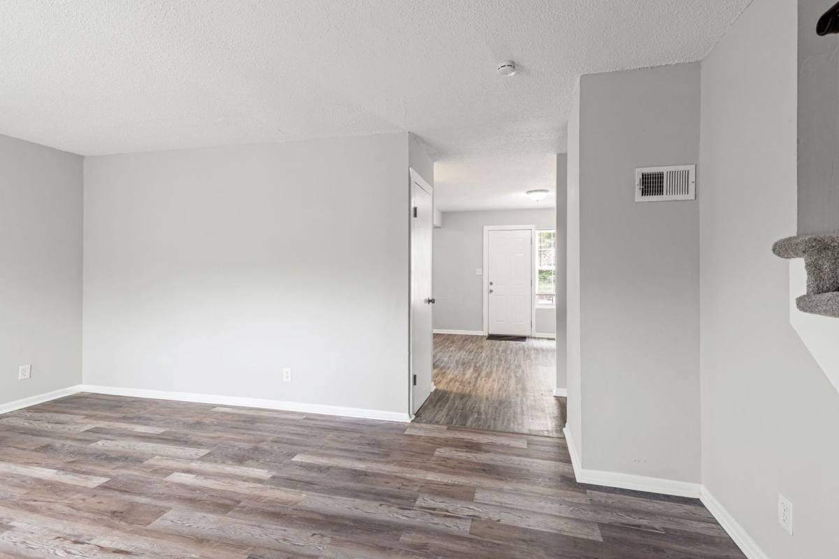 Townhouse for rent at 2444 N 38th St, Kansas City, KS 66104