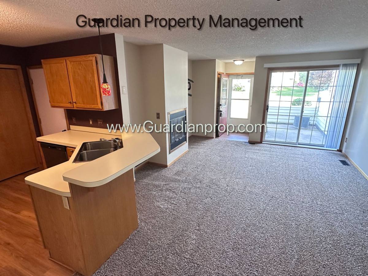 Townhouse for rent at 12802 Echo Lane, Saint Paul, MN 55124