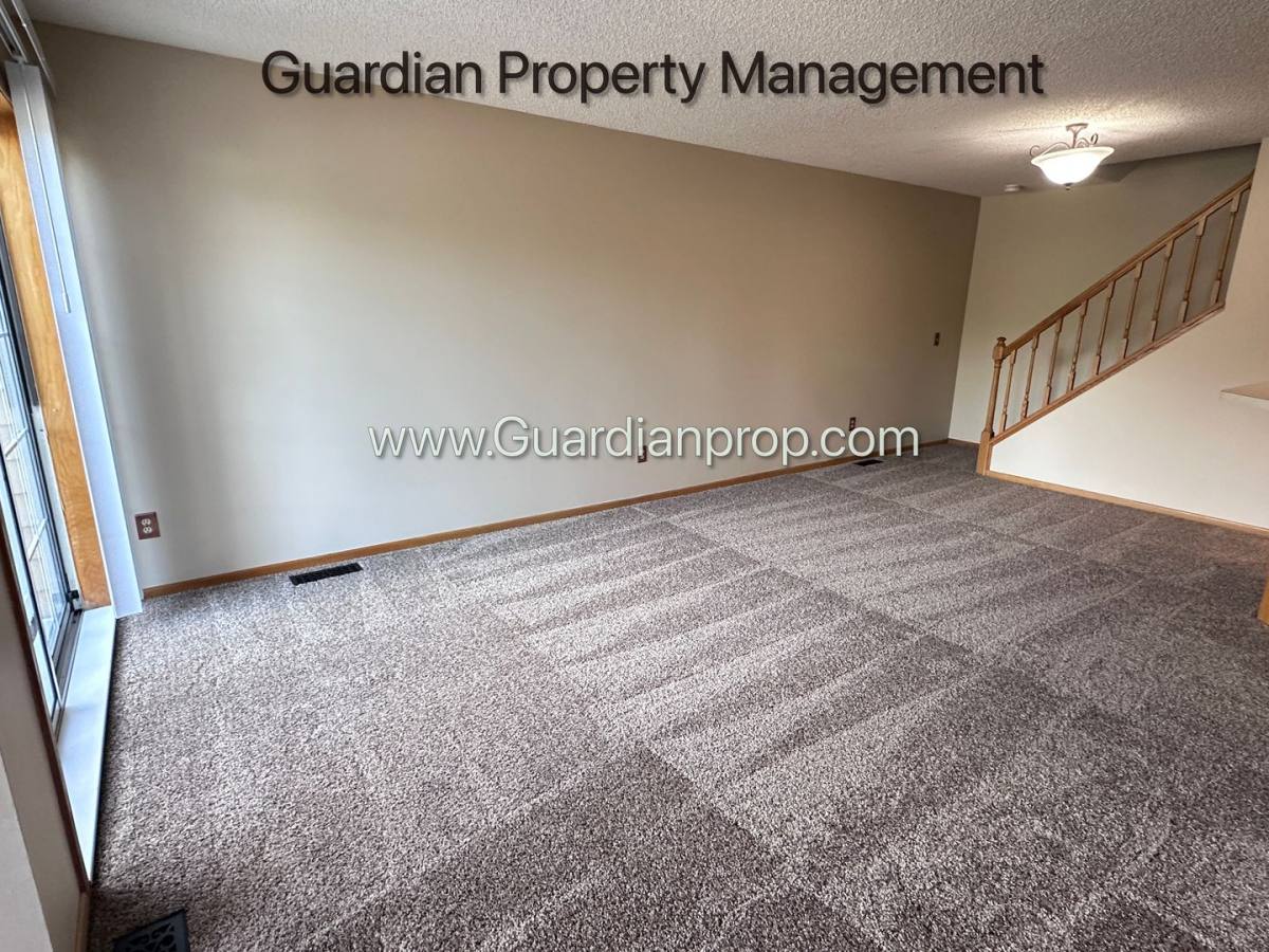 Townhouse for rent at 12802 Echo Lane, Saint Paul, MN 55124