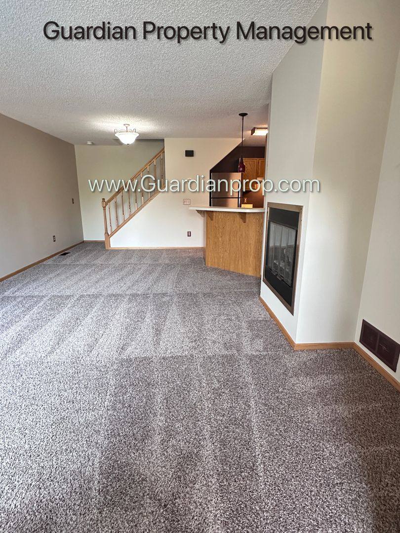 Townhouse for rent at 12802 Echo Lane, Saint Paul, MN 55124