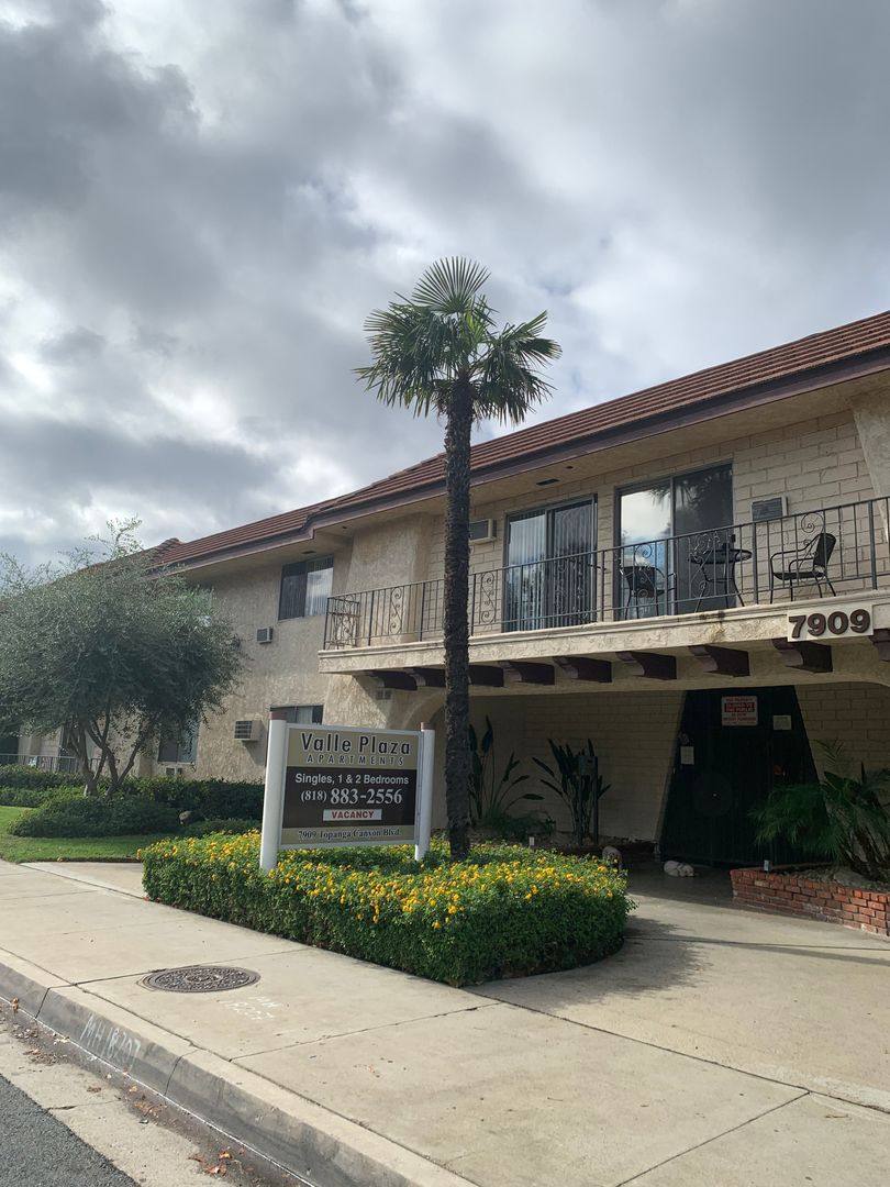 Apartment for rent at 7909 Topanga Canyon Blvd, Canoga Park, CA 91304