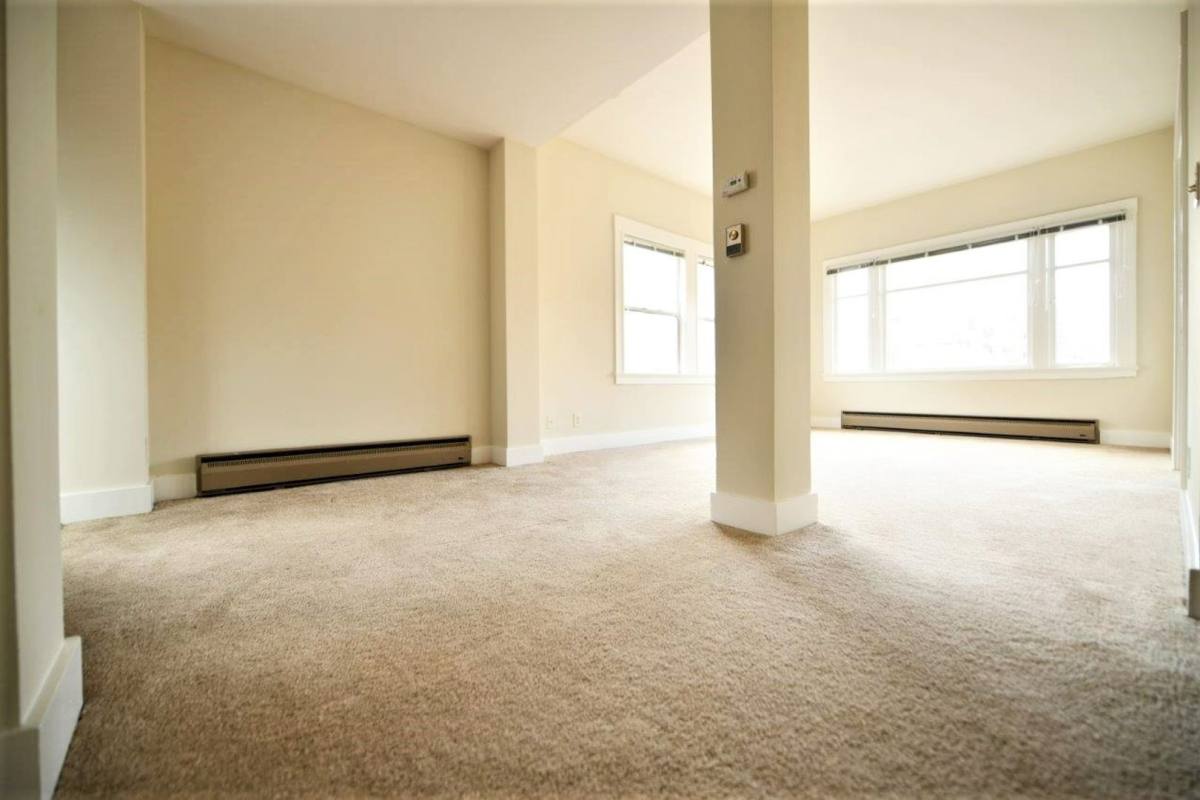 Apartment for rent at 1458 Madison St, Oakland, CA 94612
