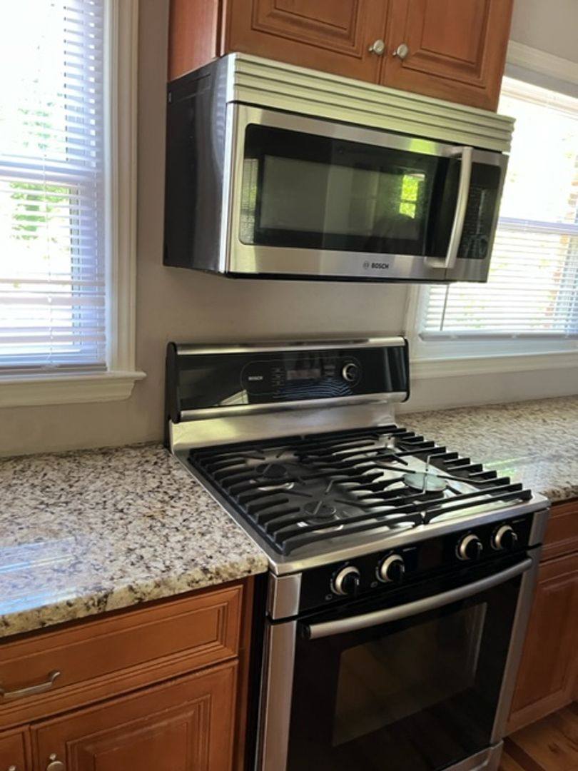 House for rent at 1502 Lafayette Court, Greensboro, NC 27408