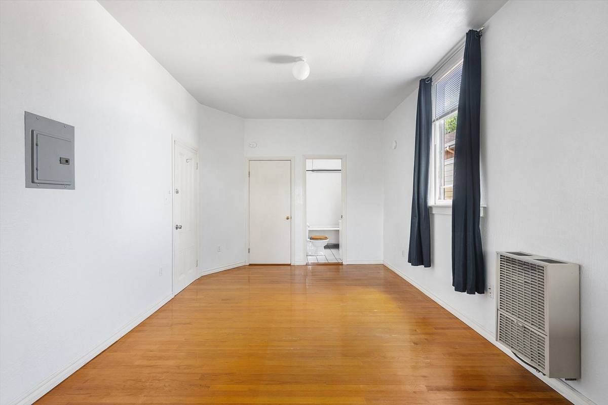 Apartment for rent at 1219 Central Ave, Alameda, CA 94501