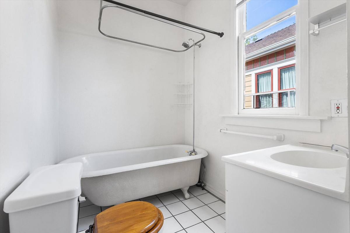 Apartment for rent at 1219 Central Ave, Alameda, CA 94501
