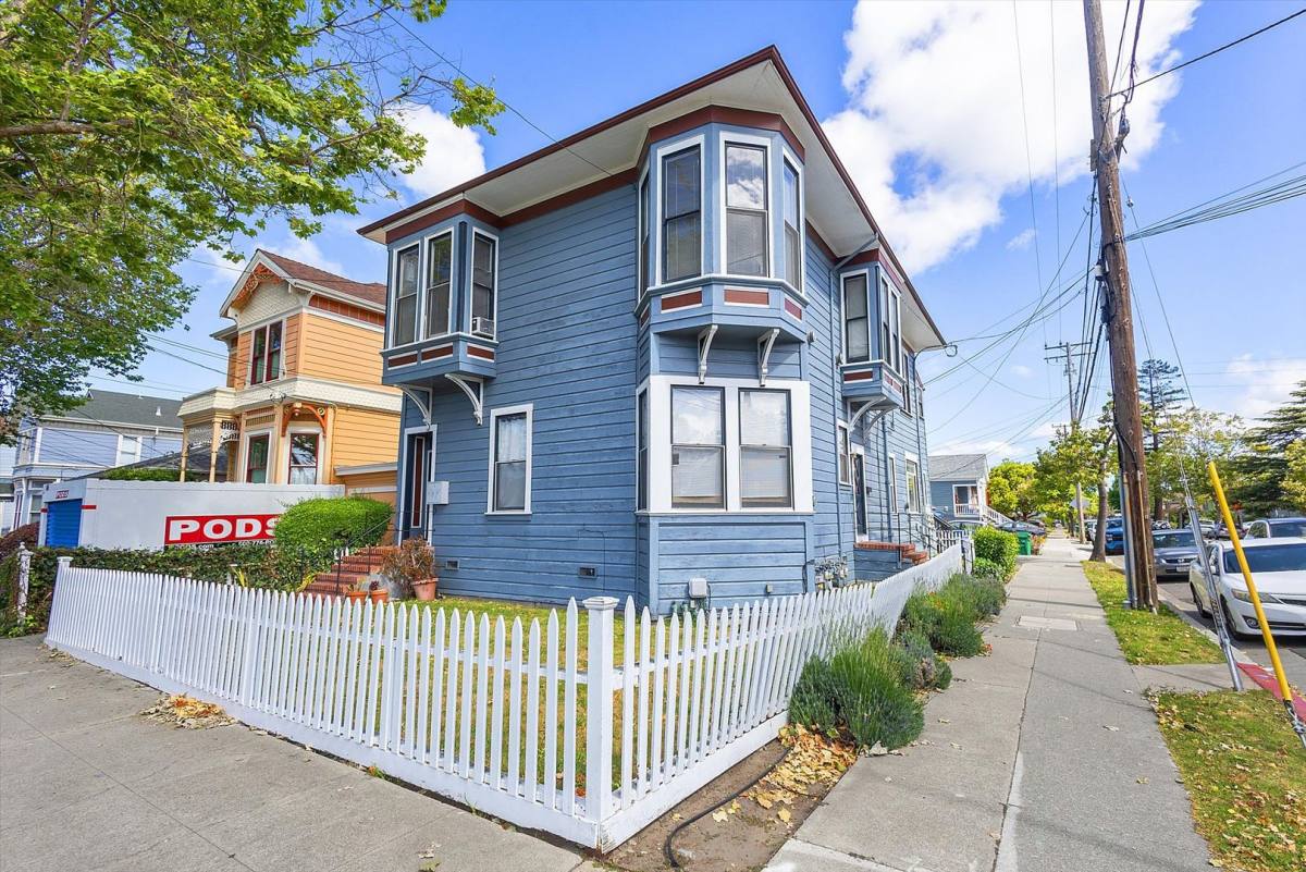 Apartment for rent at 1219 Central Ave, Alameda, CA 94501