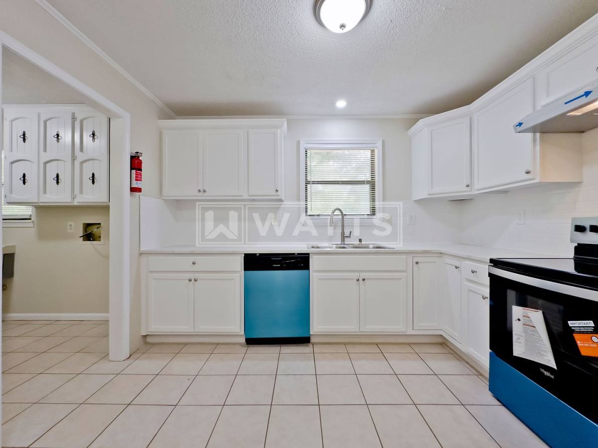 House for rent at 1036 Rose Hill Circle, Bessemer, AL 35023