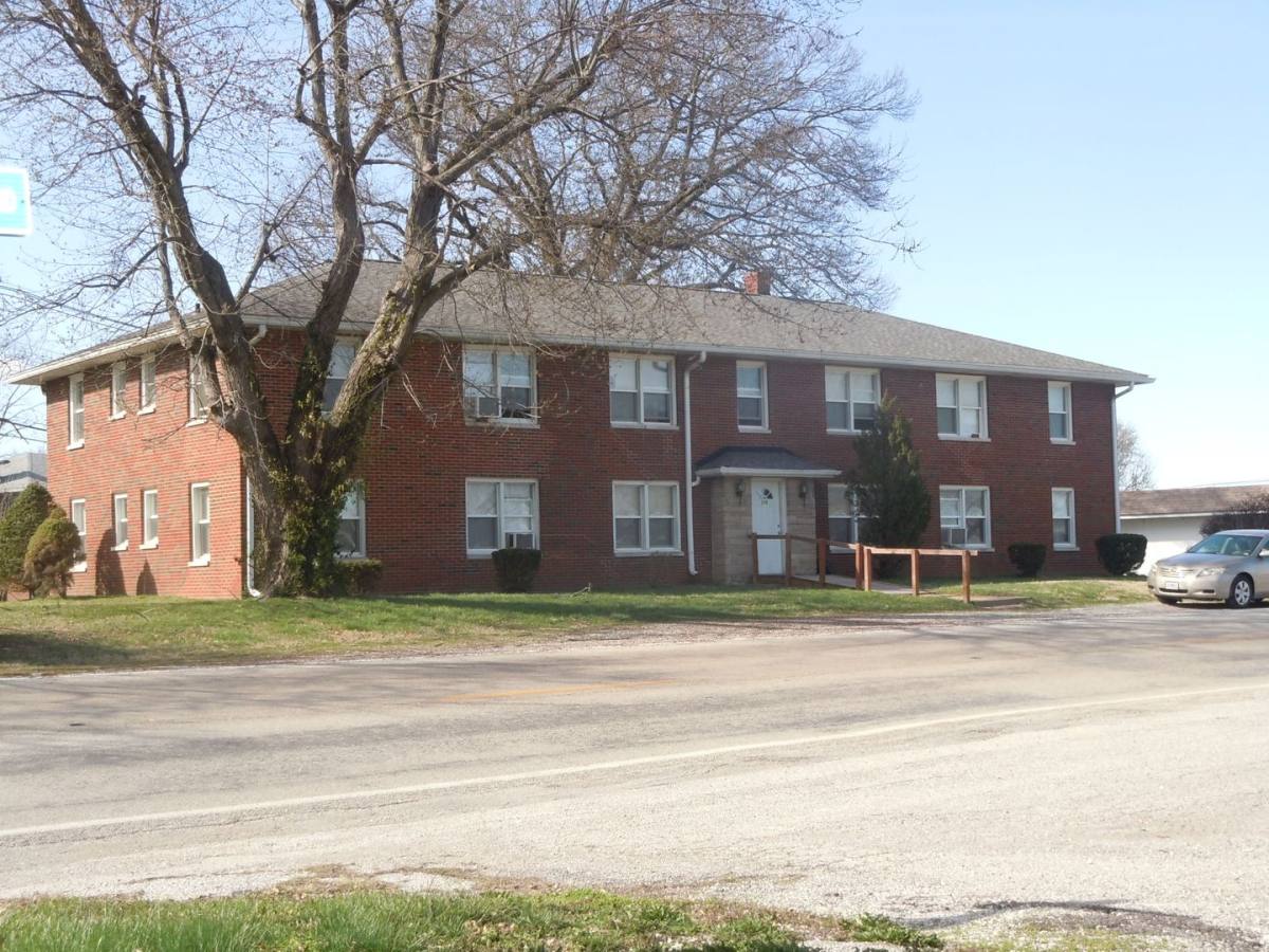 Apartment for rent at 208 Caseyville Rd, Collinsville, IL 62234