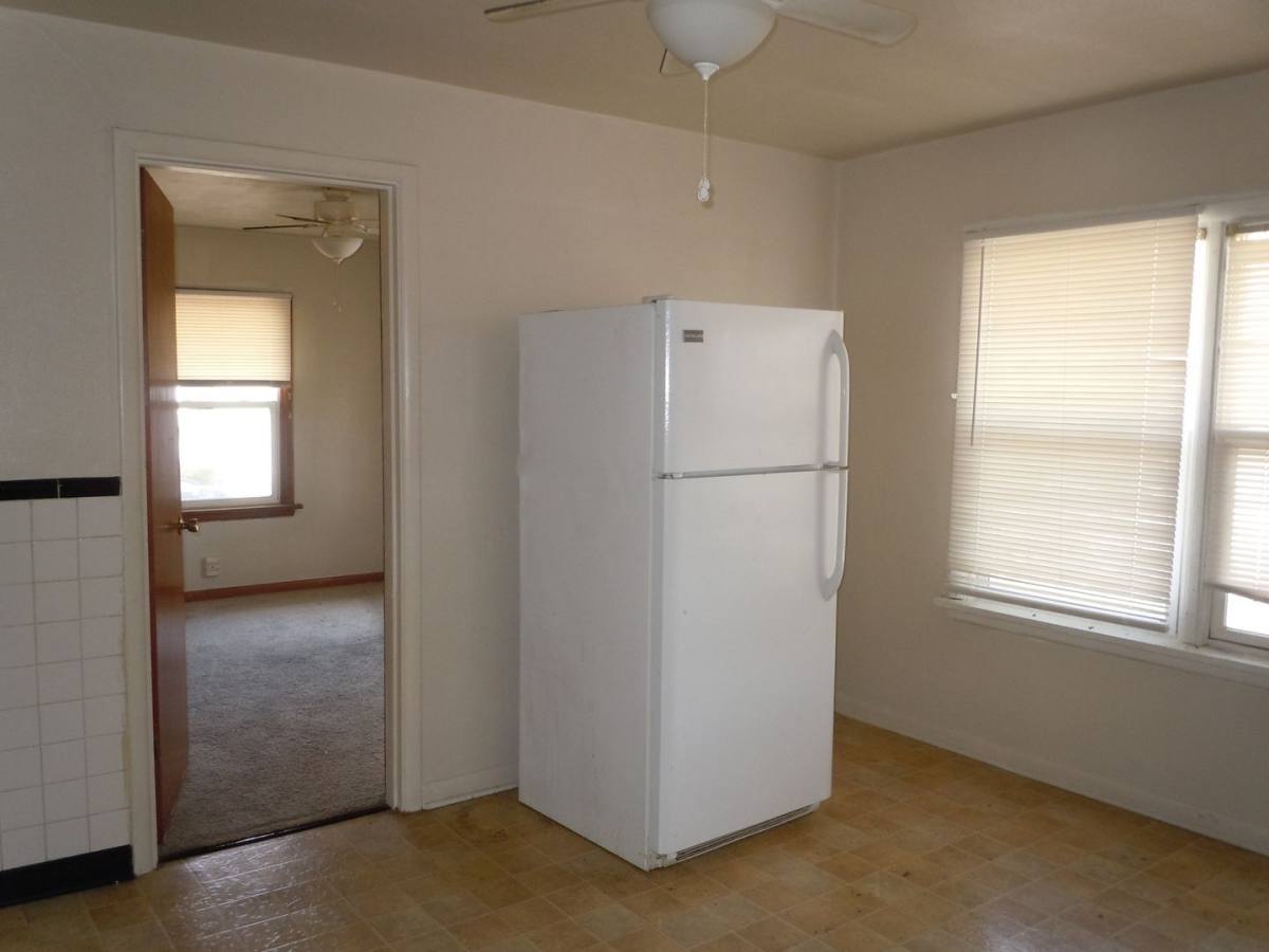 Apartment for rent at 208 Caseyville Rd, Collinsville, IL 62234