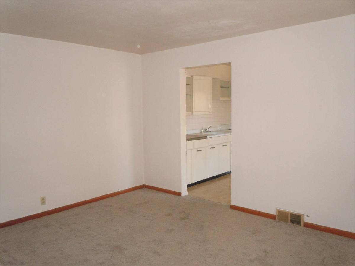 Apartment for rent at 208 Caseyville Rd, Collinsville, IL 62234