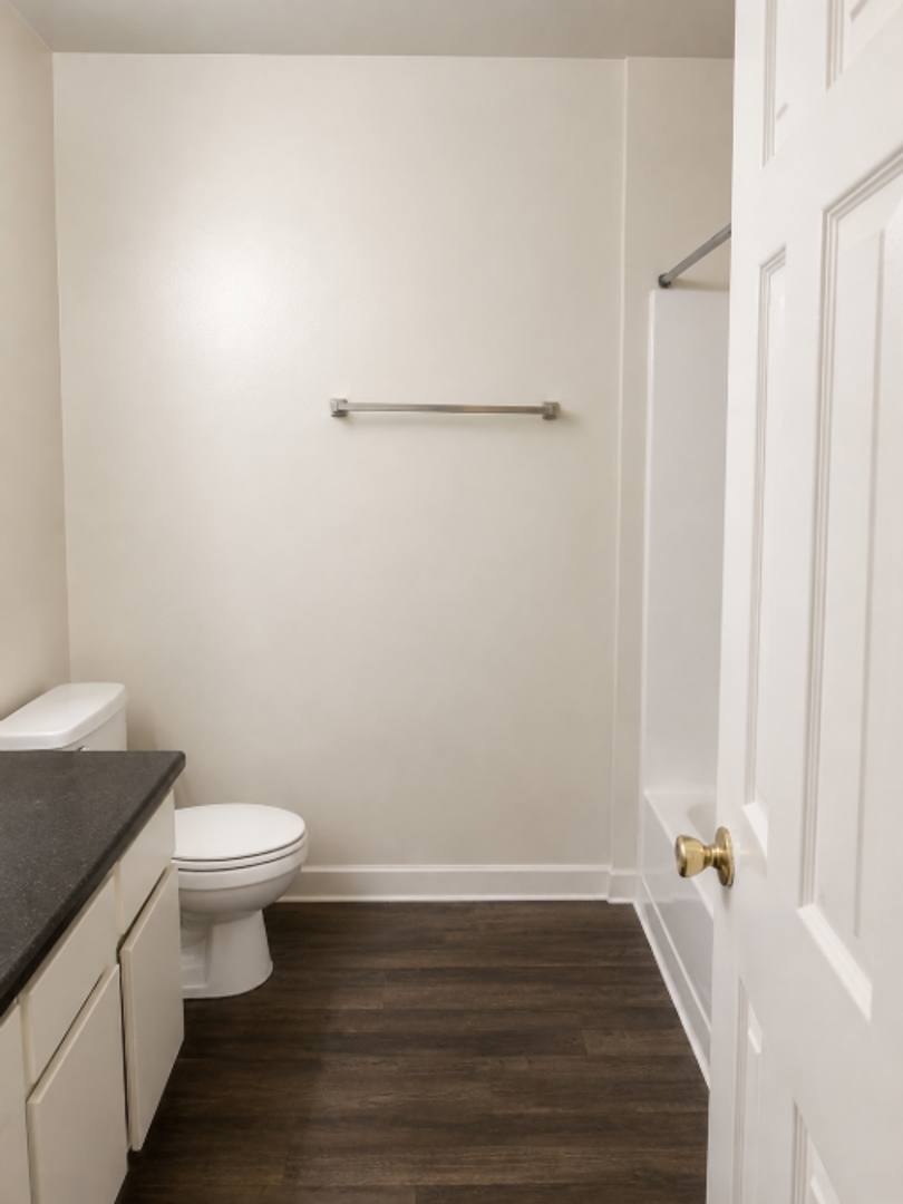 Apartment for rent at 4165 W Slauson Ave, Los Angeles, CA 90043