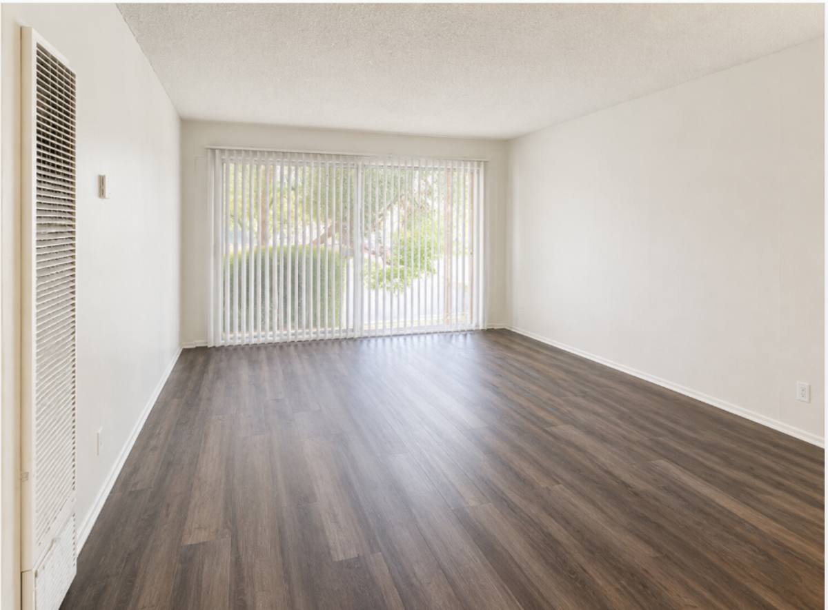 Apartment for rent at 4165 W Slauson Ave, Los Angeles, CA 90043