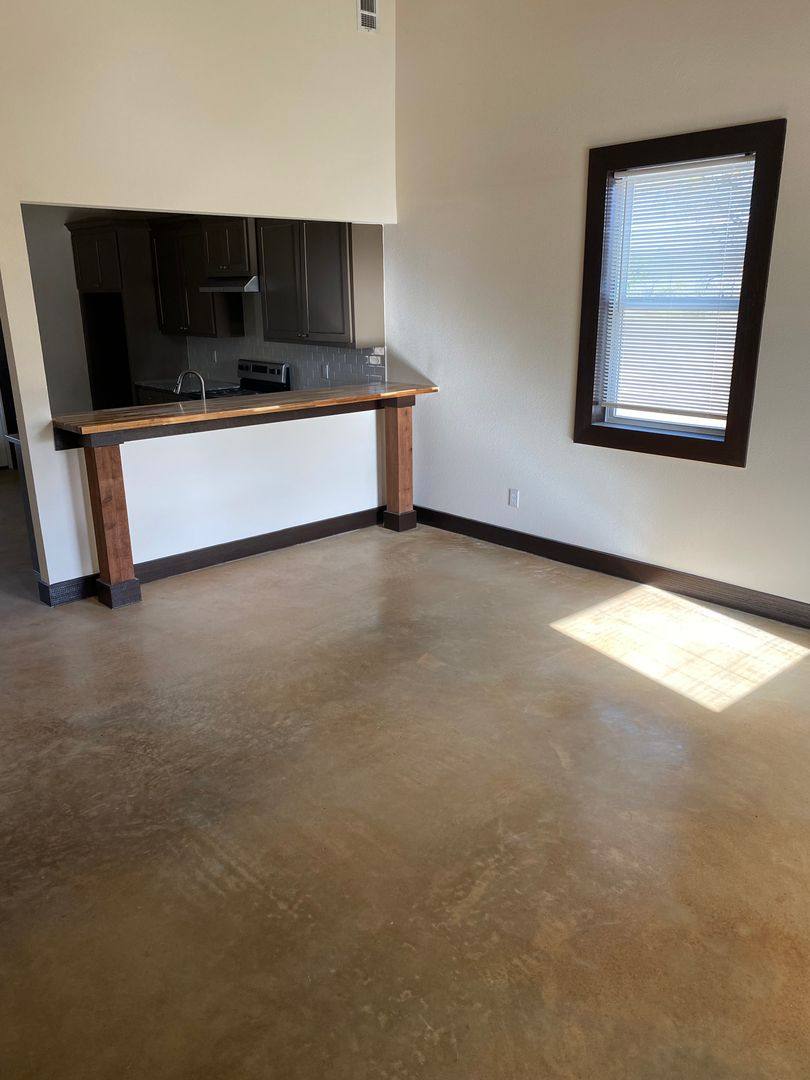 Townhouse for rent at 1051 Deer Lane, Azle, TX 76020