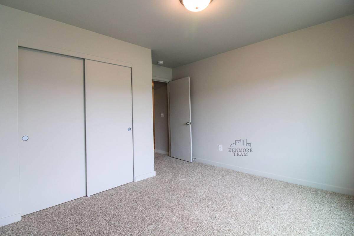 Apartment for rent at 301 S Cedar Ave, Pasco, WA 99301