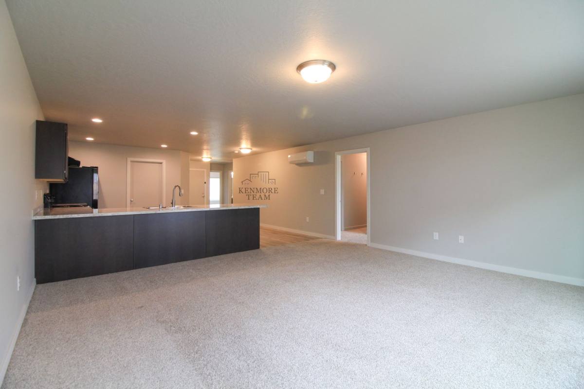 Apartment for rent at 301 S Cedar Ave, Pasco, WA 99301