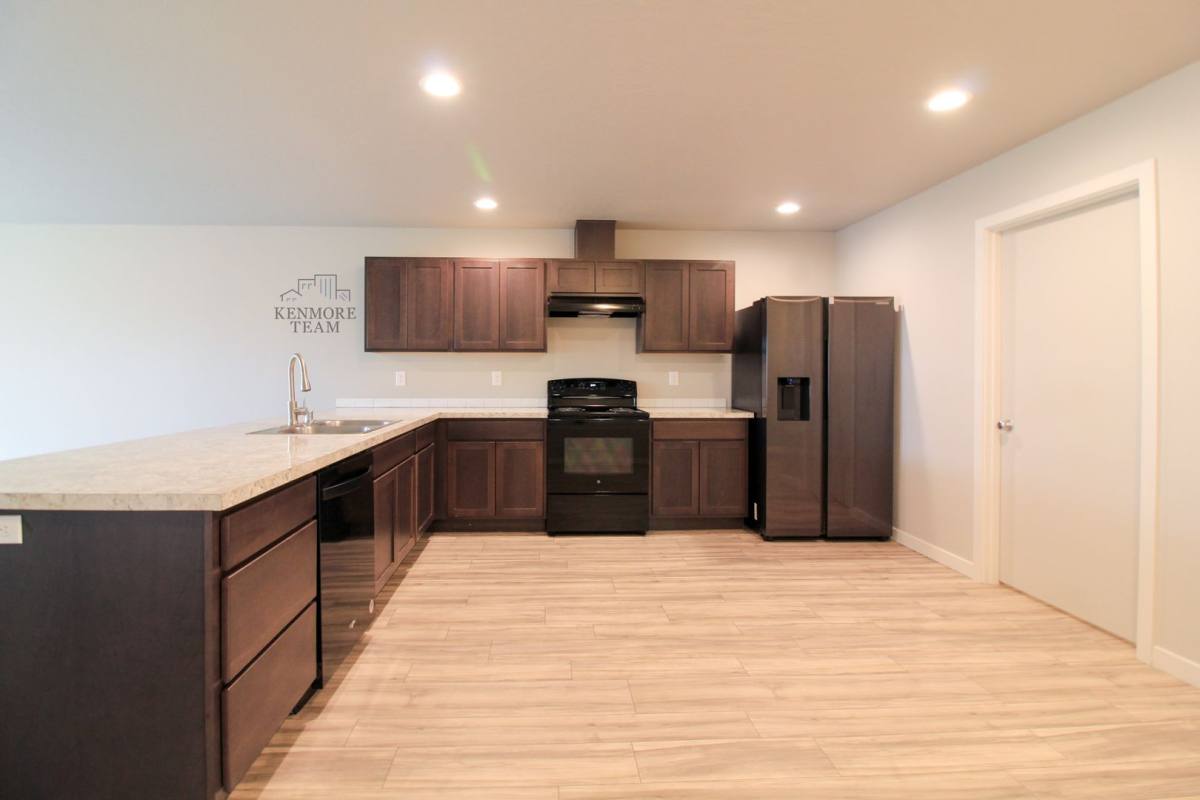 Apartment for rent at 301 S Cedar Ave, Pasco, WA 99301