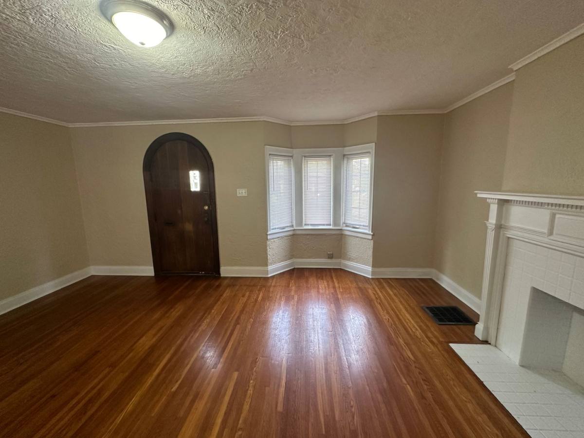 Apartment for rent at 2192 Coventry Rd, Columbus, OH 43221