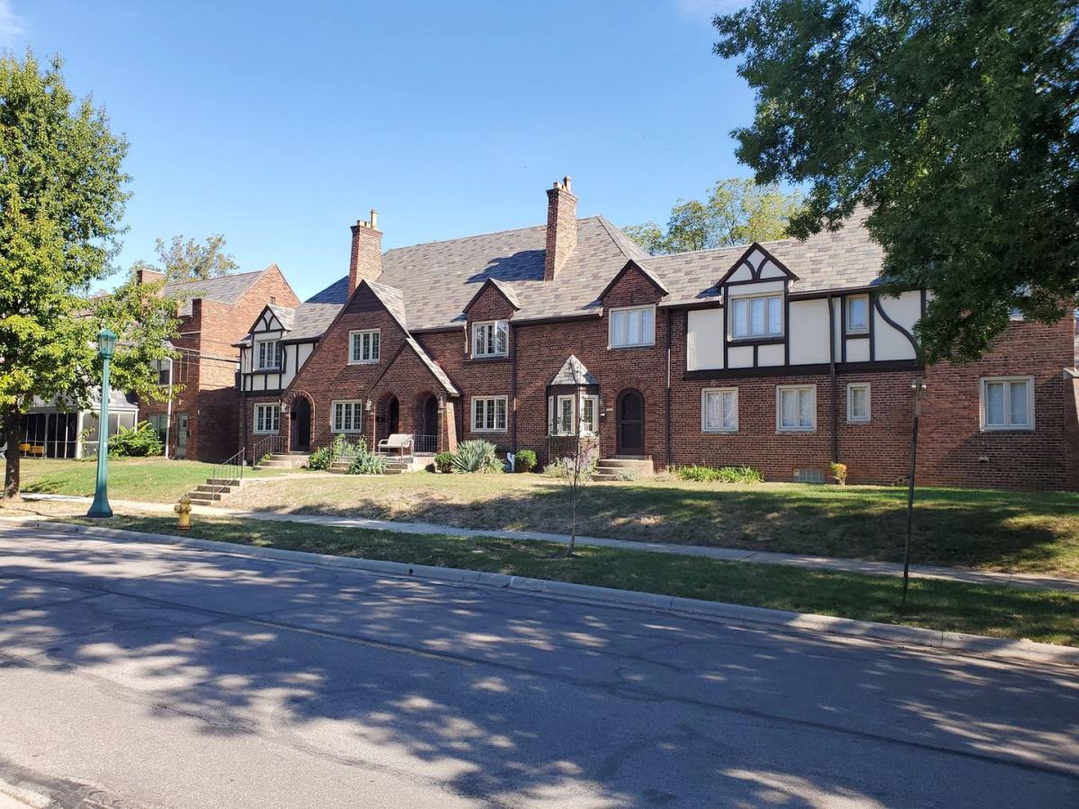 Apartment for rent at 2192 Coventry Rd, Columbus, OH 43221