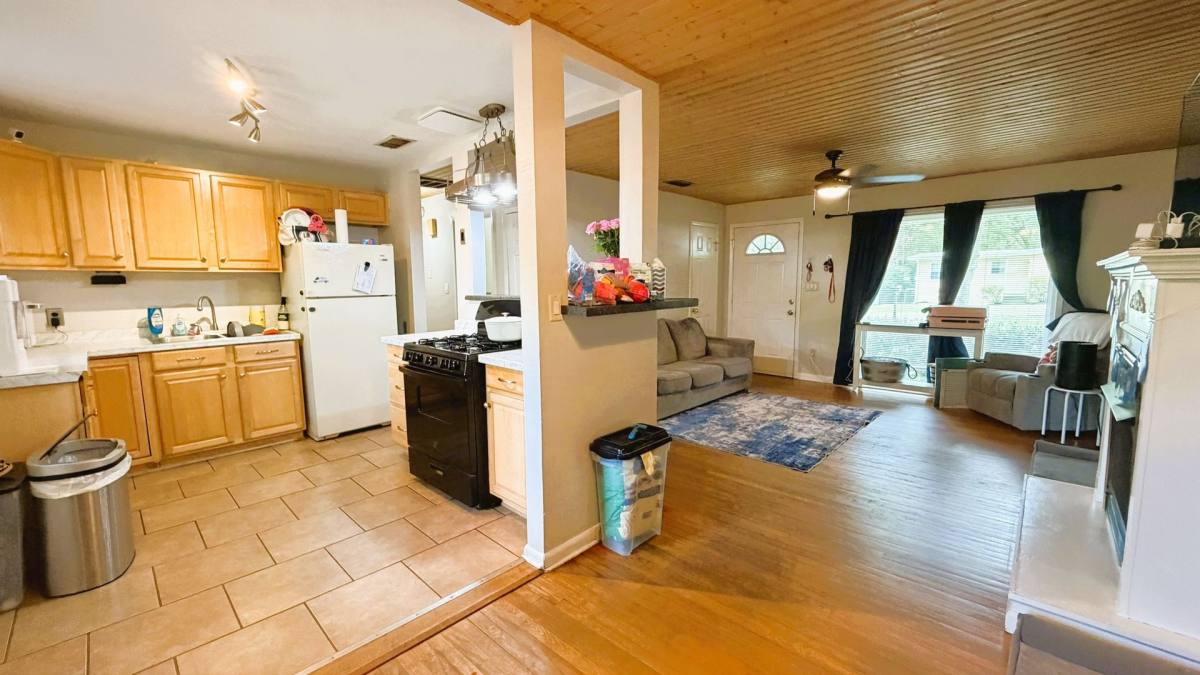 House for rent at 1626 Mayhew St, Tallahassee, FL 32304