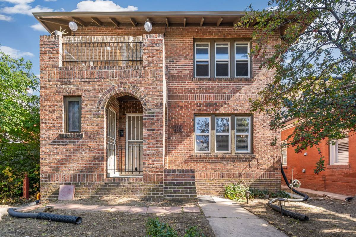 Apartment for rent at 440-442 N Clarkson St, Denver, CO 80218