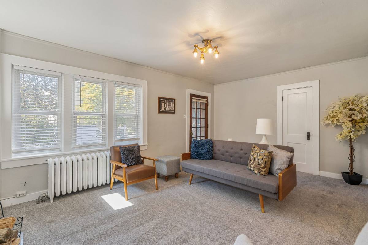 Apartment for rent at 440-442 N Clarkson St, Denver, CO 80218