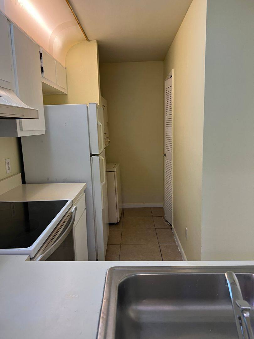 Condo for rent at 5213 Via Hacienda Circle #B306, Orlando, FL 32839