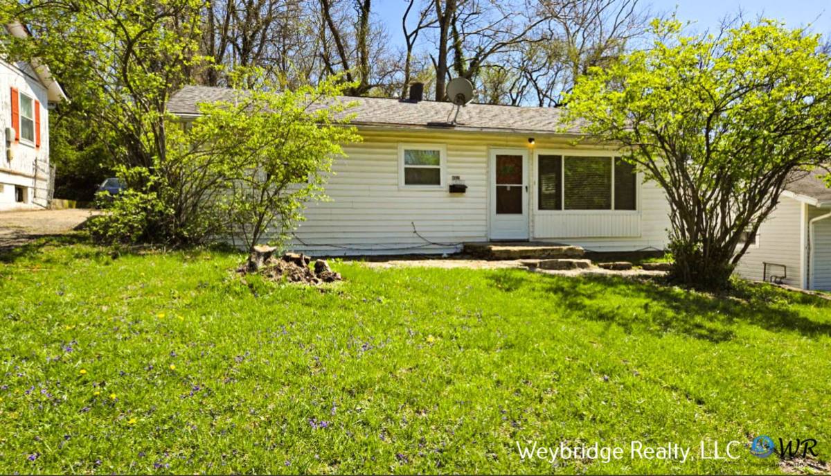House for rent at 4652 Ashtree Dr, Cincinnati, OH 45223