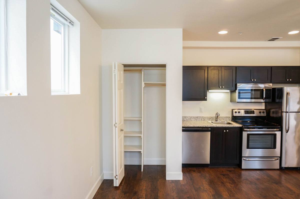 Apartment for rent at 1100 & 1120 SE Sherman St, Portland, OR 97214