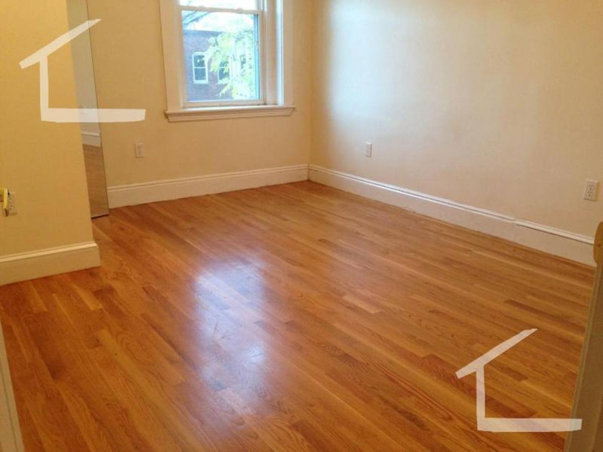 Apartment for rent at 191 Winthrop Rd #2, Brookline, MA 02445