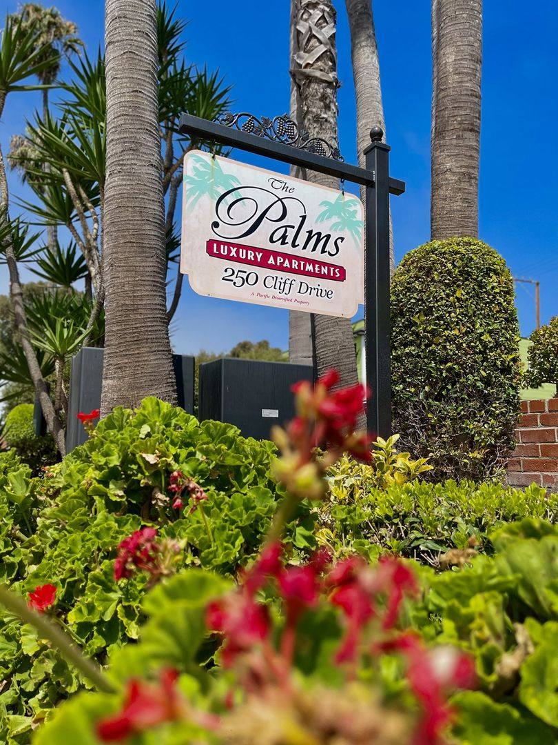Apartment for rent at 250 Cliff Dr, Laguna Beach, CA 92651