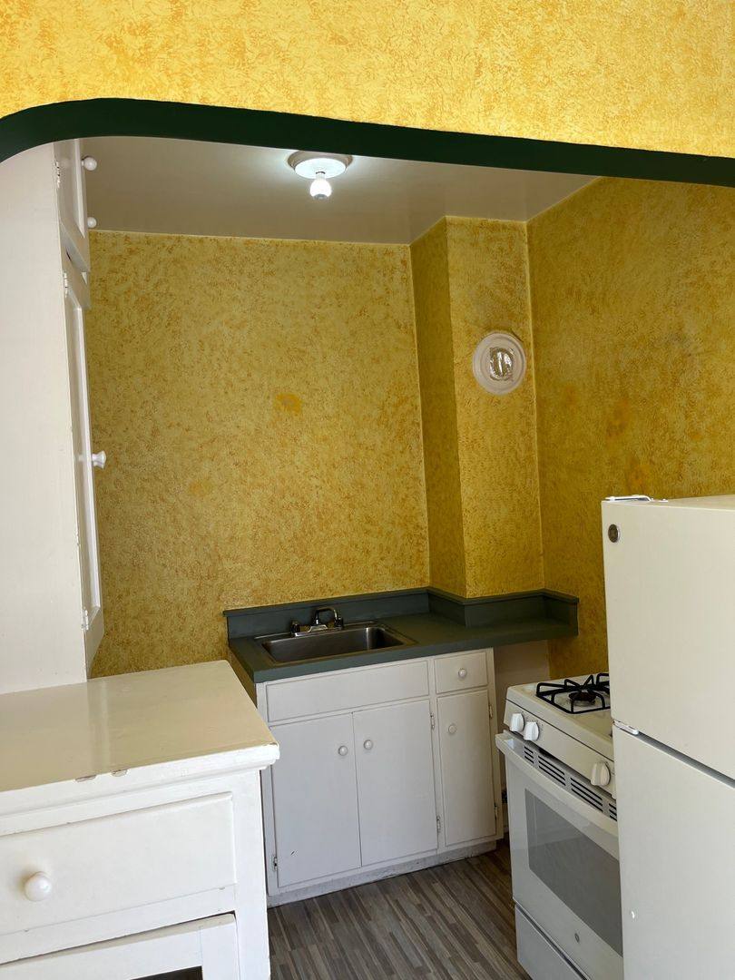 Apartment for rent at 1806 Walnut St, Berkeley, CA 94709