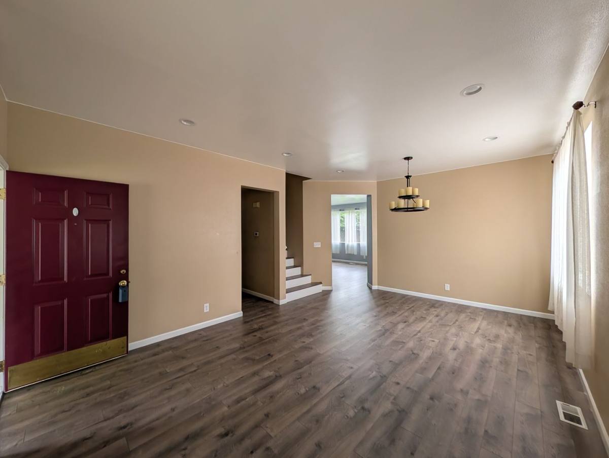 House for rent at 12909 67th Ave SE, Snohomish, WA 98296