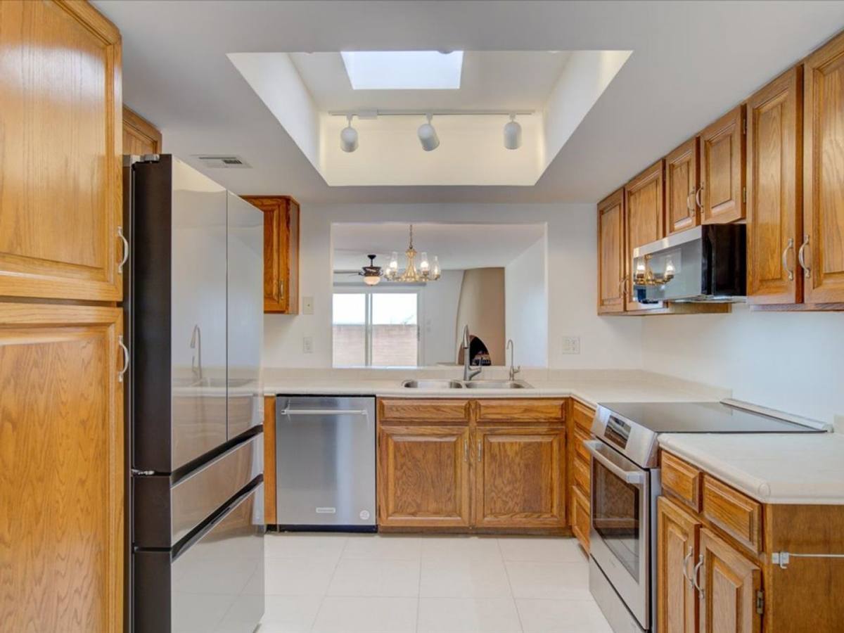 House for rent at 5526 N Arroyo Grande Dr, Tucson, AZ 85718