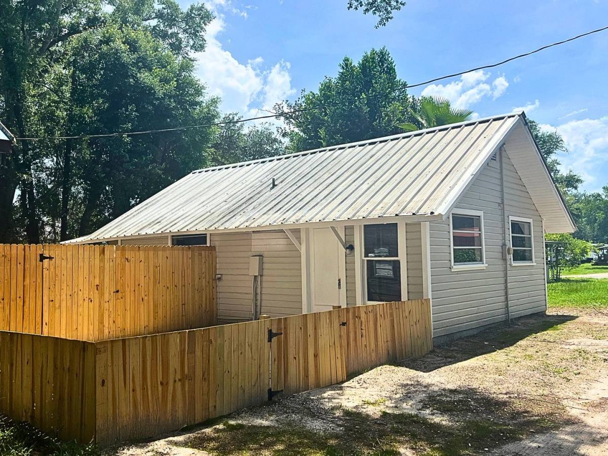 House for rent at 5168 Crooked Lane, Zephyrhills, FL 33541