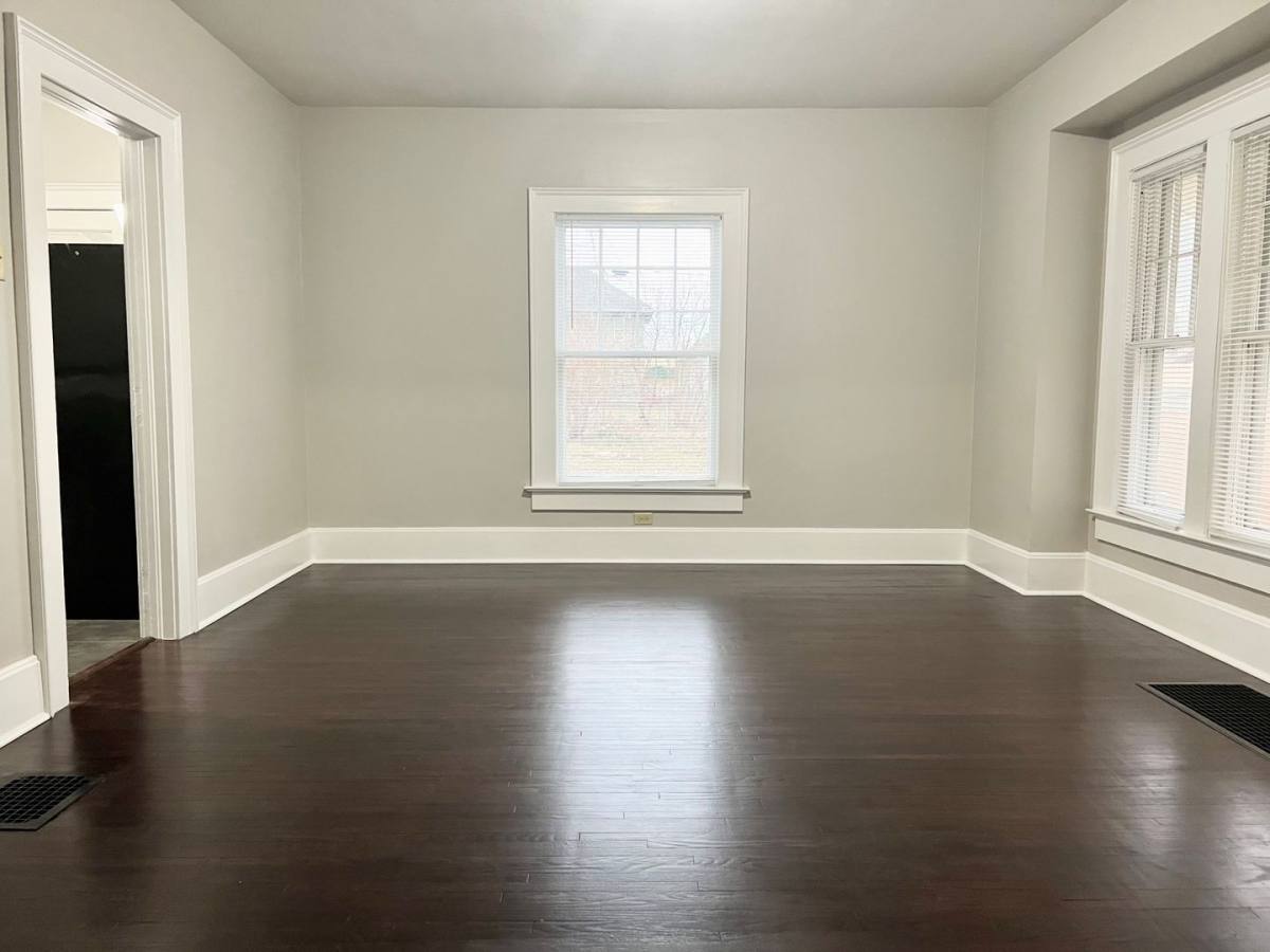 House for rent at 830 S 9th St, Terre Haute, IN 47807