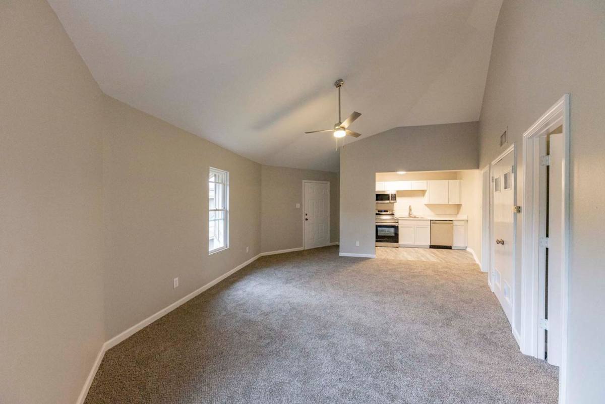 Apartment for rent at 205 W Woodruff, Searcy, AR 72143