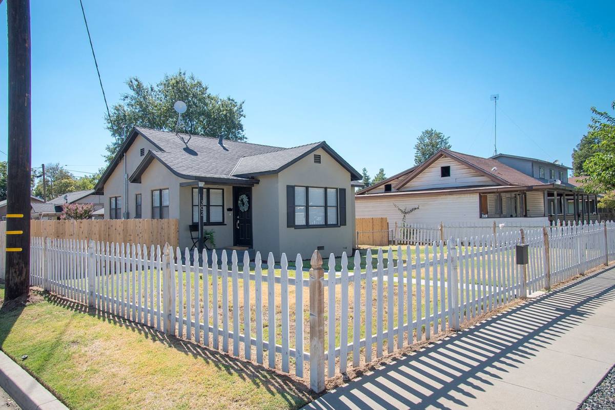 House for rent at 302 No B, Exeter, CA 93221