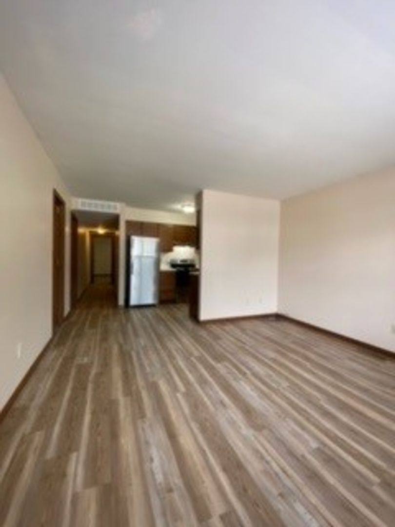 Apartment for rent at 1906 N Sand Castle Dr, Warsaw, IN 46582