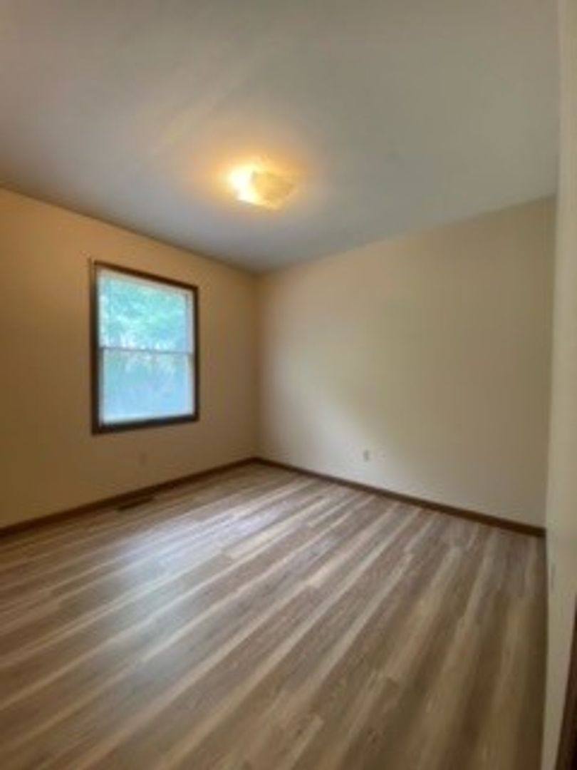 Apartment for rent at 1906 N Sand Castle Dr, Warsaw, IN 46582