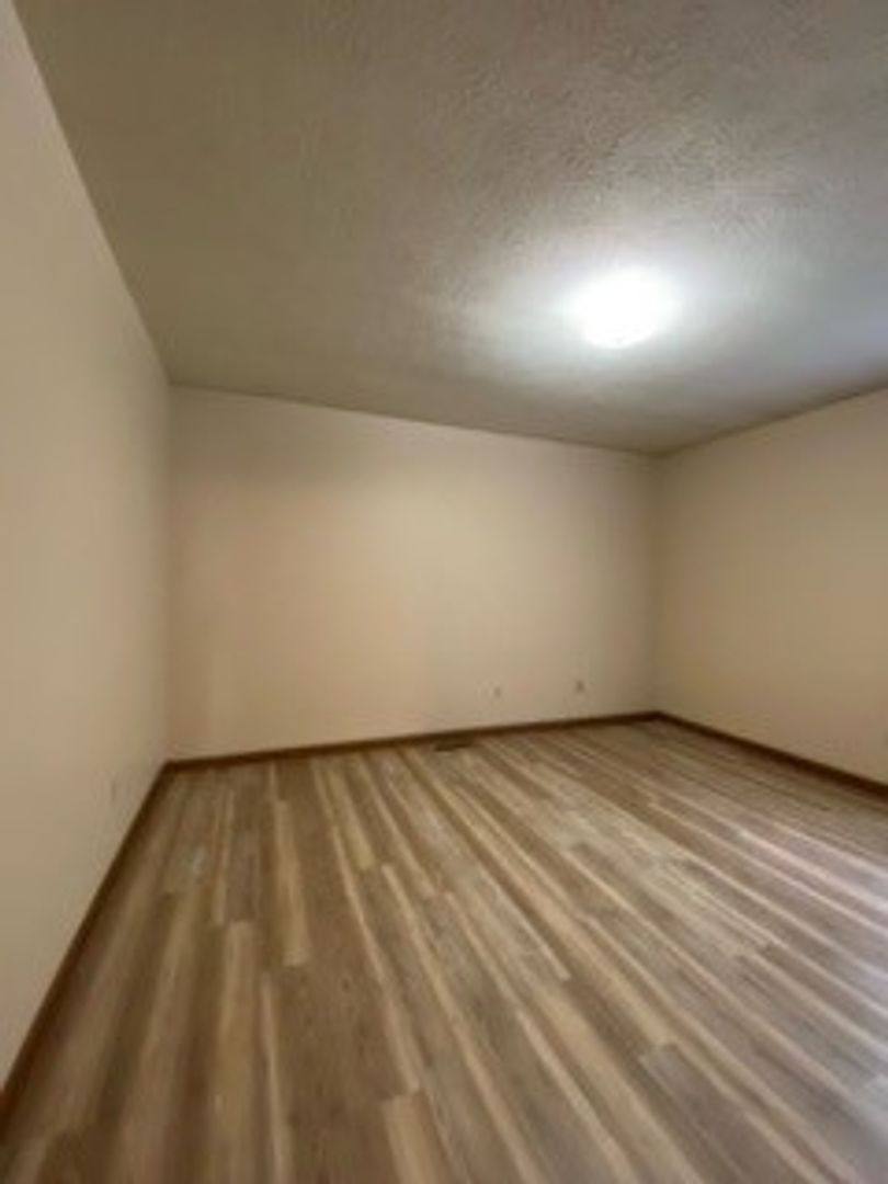 Apartment for rent at 1906 N Sand Castle Dr, Warsaw, IN 46582