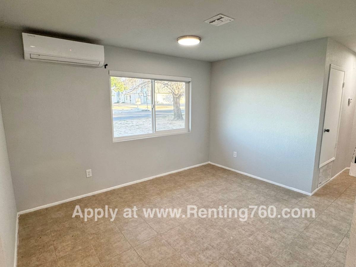 Apartment for rent at 7330 Dumosa Ave, Yucca Valley, CA 92284