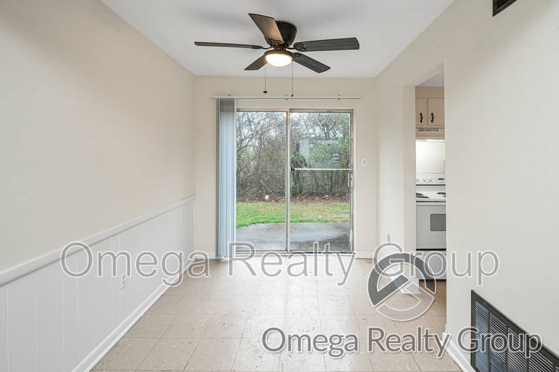 Apartment for rent at 208 Rolling Mill St, Helena, AL 35080