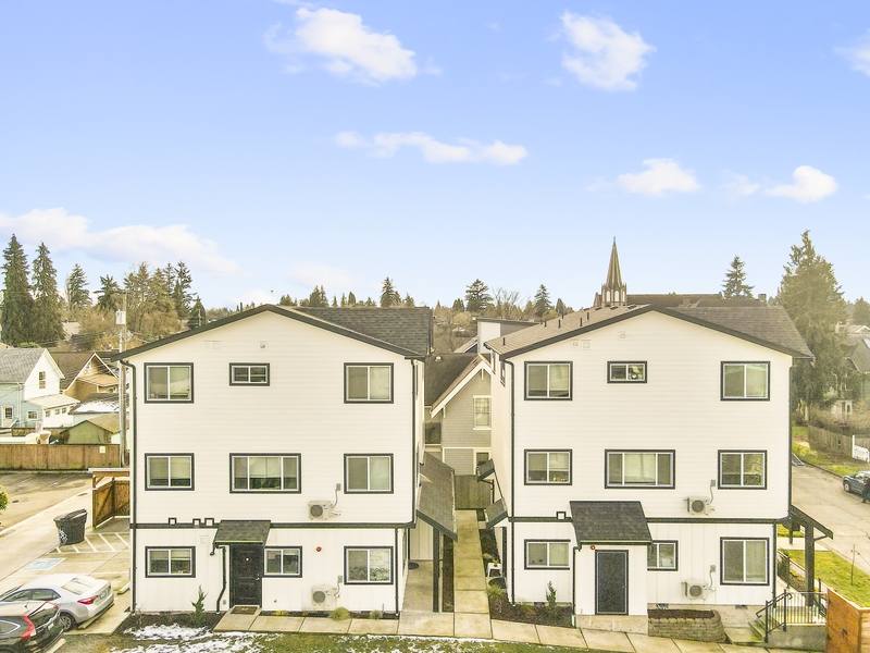 Apartment for rent at 611 S Anderson St #B1, Tacoma, WA 98405