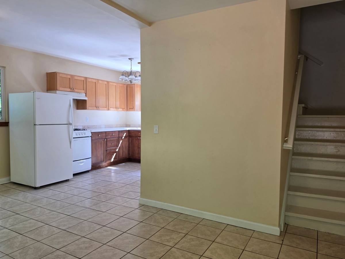 House for rent at 10367 NE Shore Dr Cottage, Indianola, WA 98342